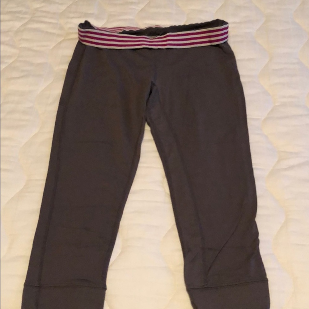 Grey spandex exercise pants